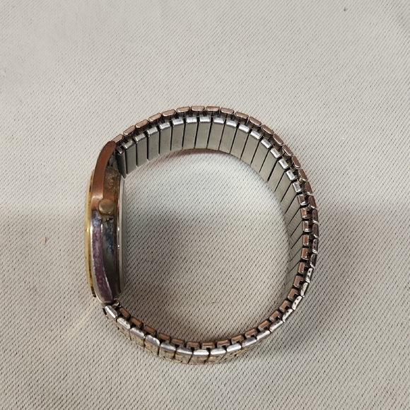 Gold and Silver Men's Watch - Picture 4 of 6